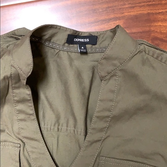 Express Dress - Picture 2 of 7